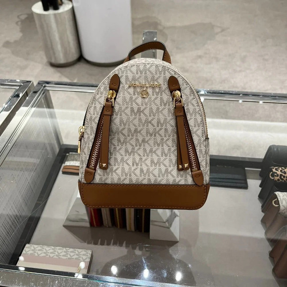 Michael kors Brooklyn Extra-Small Logo Backpack 30R3GBNB0B Vanilla main image 11
